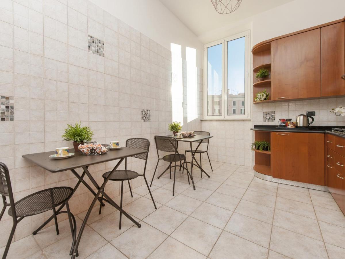 Retro Rooms Termini Ρώμη Εξωτερικό φωτογραφία